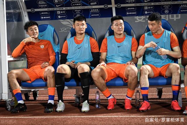 布莱顿主帅许尔策勒逆风翻盘，面临大俱乐部青睐